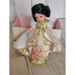 Madame Alexander Ivory Rose 34835 Girl doll collectible figure